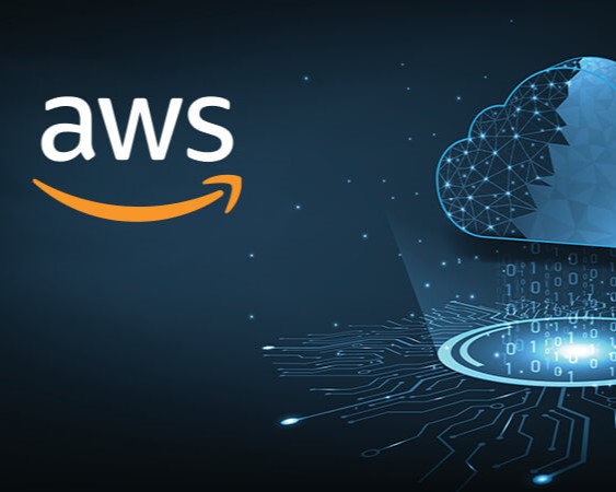 Cloud Computing with AWS